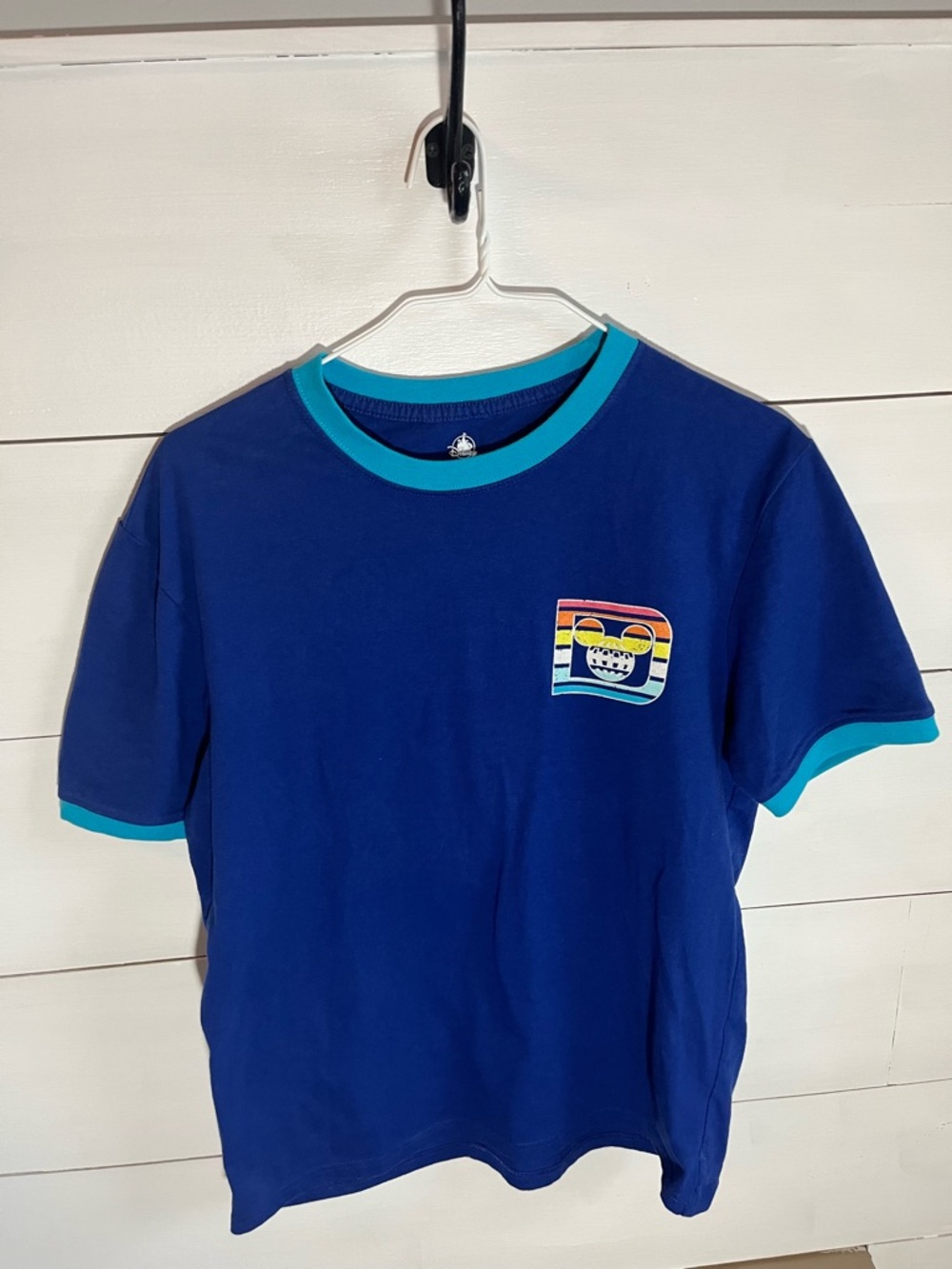 Walt Disney World Navy Blue Short Sleeve Tee with Turquoise Trim